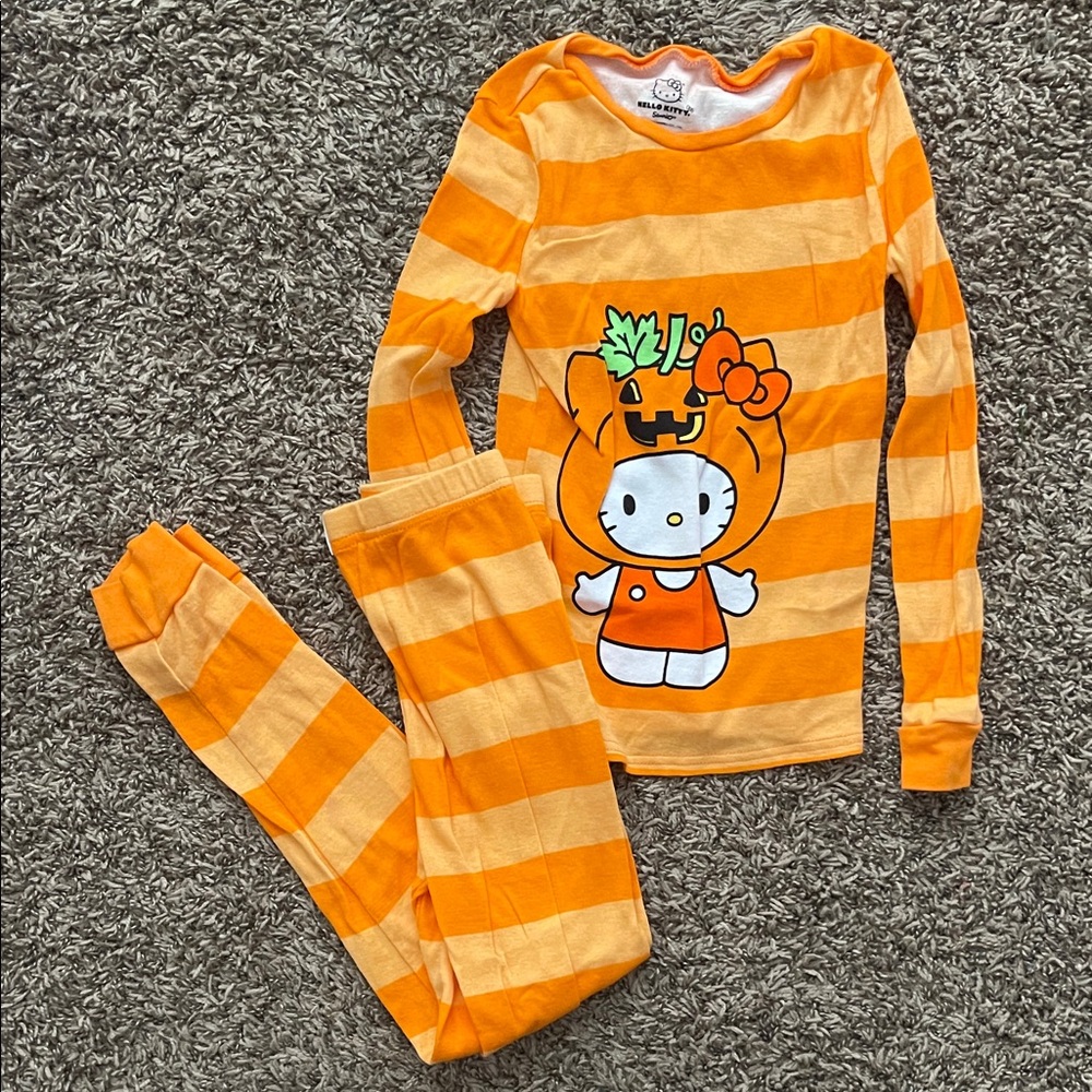 Hello Kitty Pajama Set